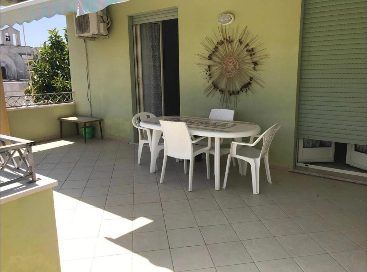Casa Vacanze Torre Dell Orso Piazza 100M Dal Mare Torre dell'Orso Εξωτερικό φωτογραφία