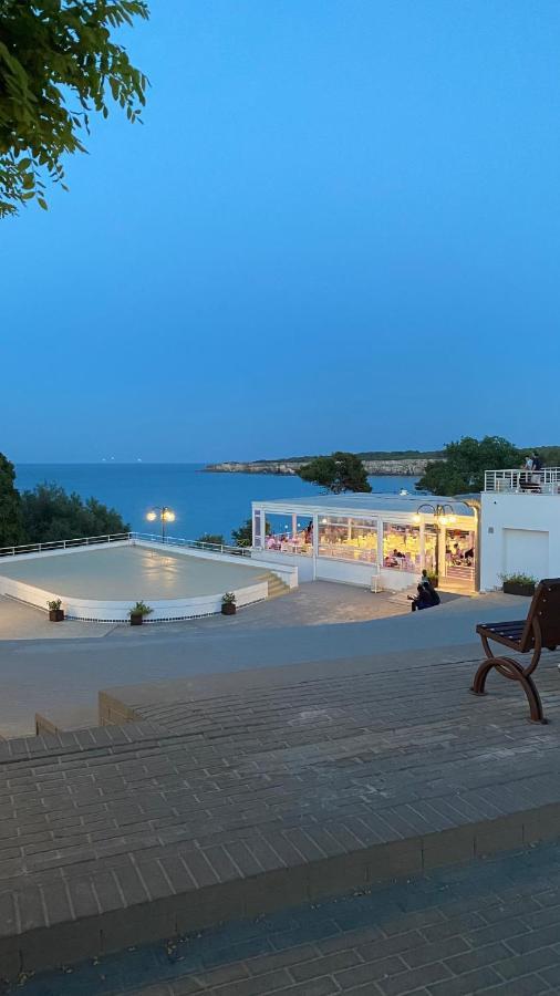 Casa Vacanze Torre Dell Orso Piazza 100M Dal Mare Torre dell'Orso Εξωτερικό φωτογραφία