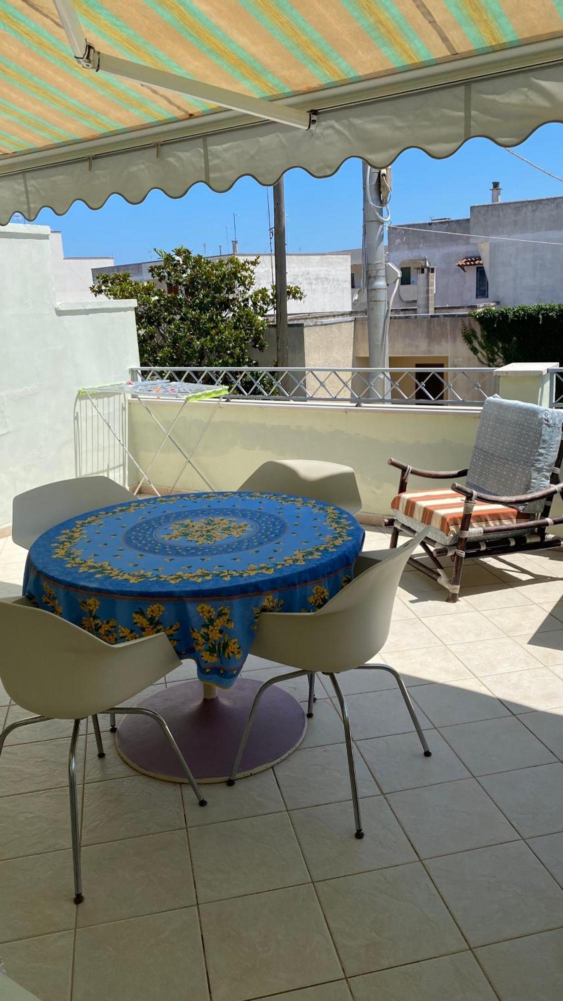 Casa Vacanze Torre Dell Orso Piazza 100M Dal Mare Torre dell'Orso Εξωτερικό φωτογραφία